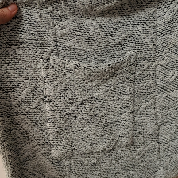 Cardigan - Picture 5 of 7